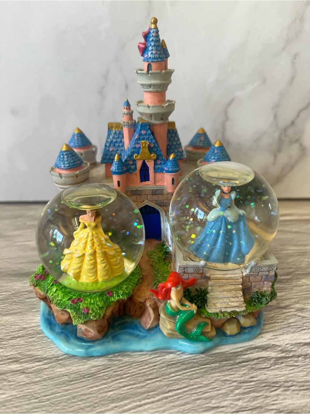 Disney Bella, Cinderella & Little Mermaid Princess With Castle Two Water Globes